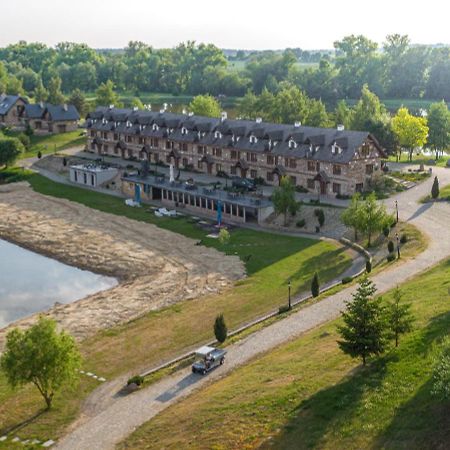 Milocin Park Centrum Wypoczynkowo-Konferencyjne Pierwoszow Buitenkant foto